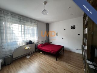  Immeuble à vendre 10 pièces 240 m²