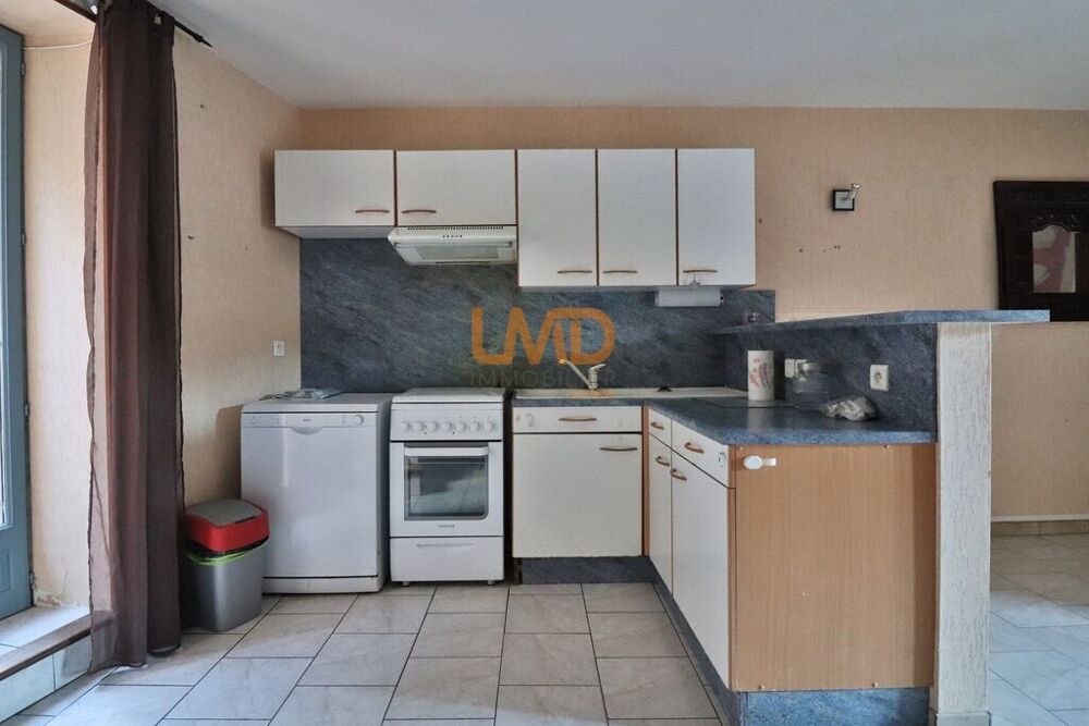 Maison en pierre 79 m²  4 ch  Joncels