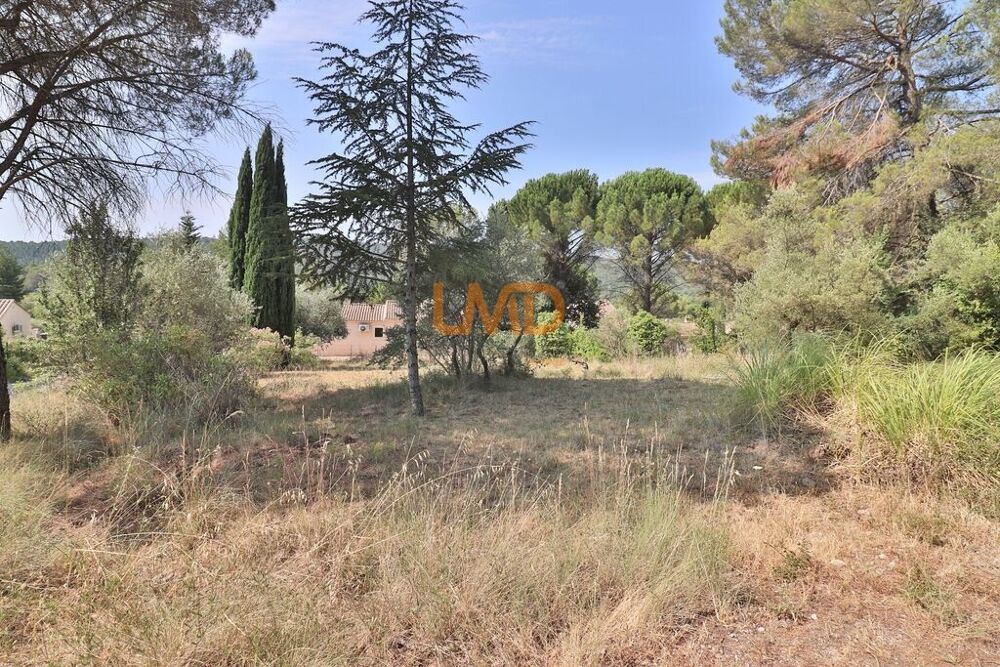 Vente Terrain Le Val: terrain constructible de 1300m2 Le val