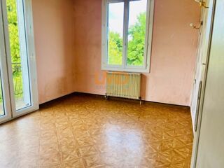  Maison à vendre 12 pièces 241 m²