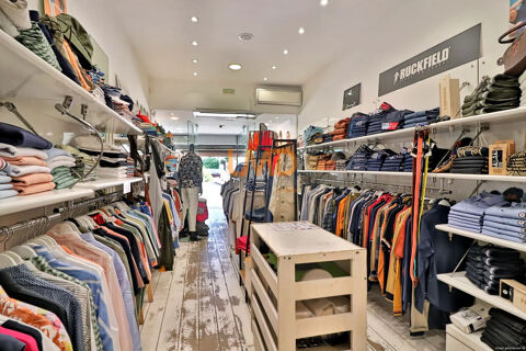 Magasin Pr&ecirc;t &agrave; porter - Equipement &agrave; la personne - sur le Port 89000 83150 Bandol