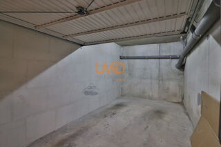  Parking / Garage � vendre 
