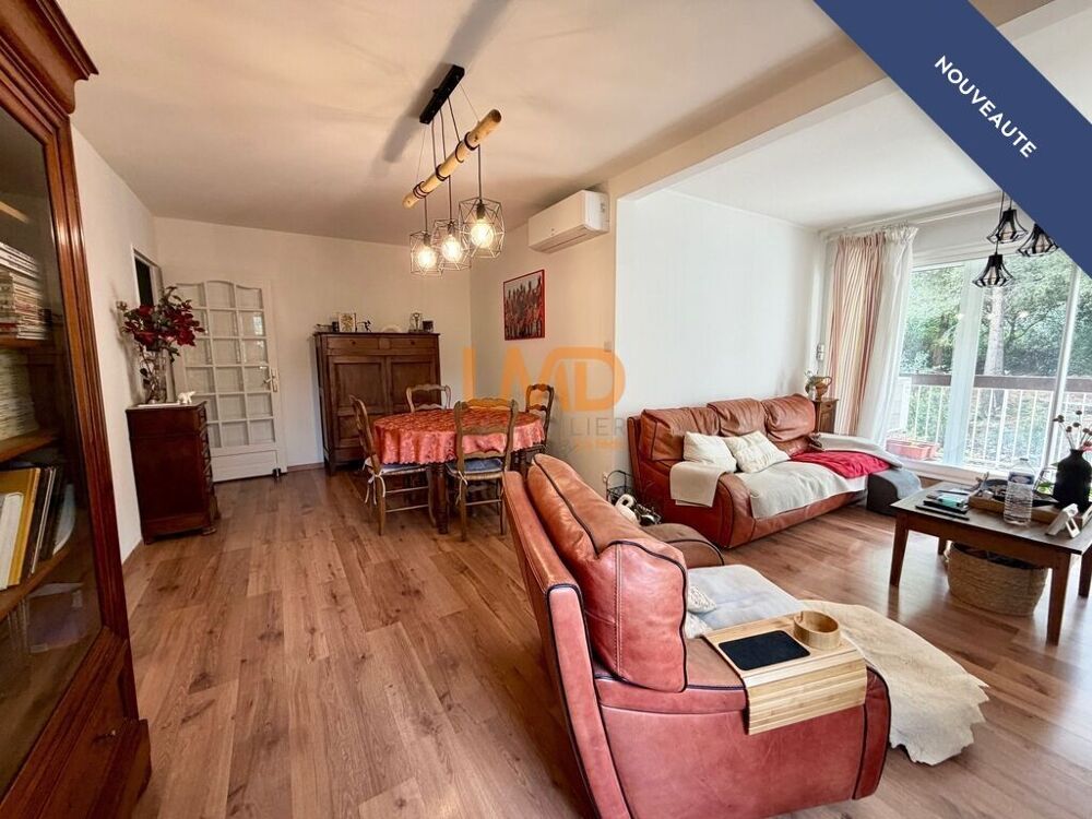 Vente Appartement Nîmes - Joli 3 pièces rénové, ascenseur, parking Nîmes
