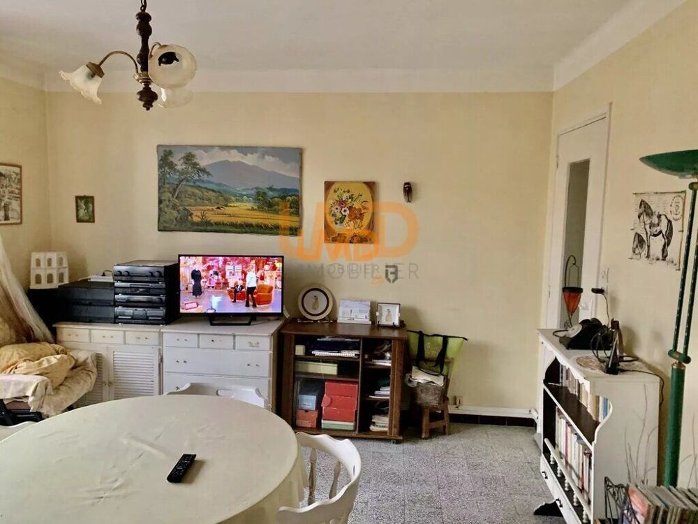 Proche du centre Ville + Balcon + Traversant + Lumineux + Garage