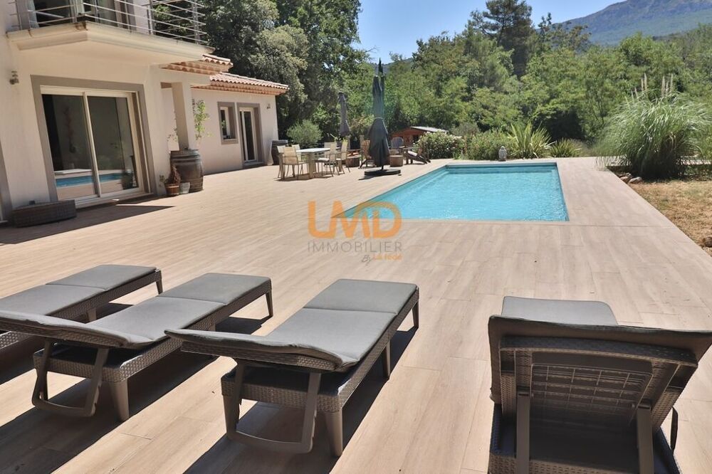 Nans-les-Pins  Propriété d'exception T5 de 231 m²