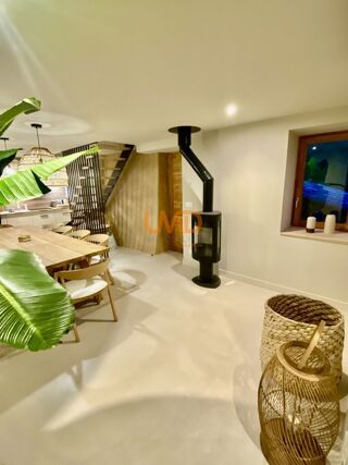  Maison � vendre 8 pi�ces 200 m�