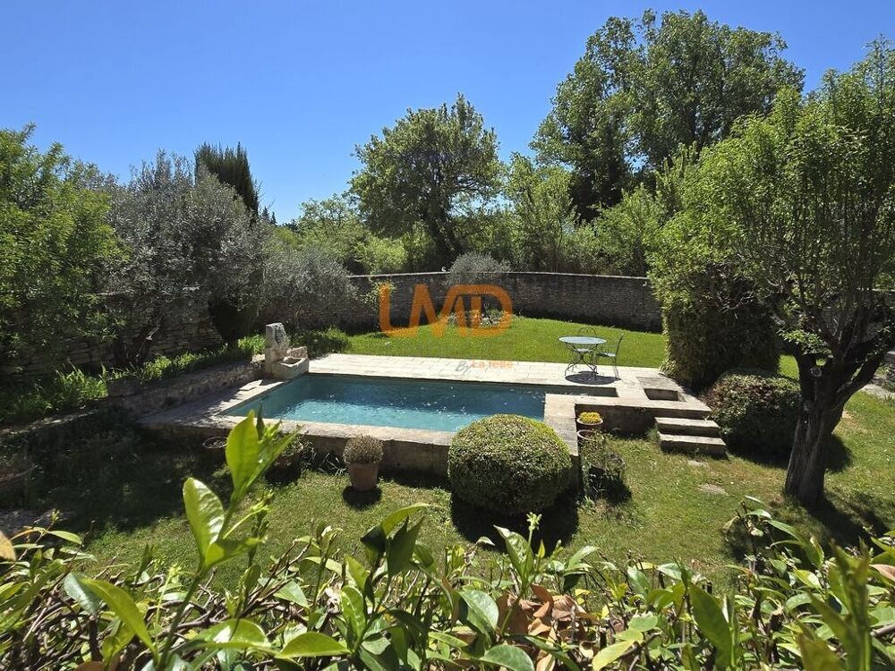 Authentique mas du 18? à Gordes avec piscine et vue panoramique