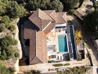  Maison � vendre 13 pi�ces 370 m�