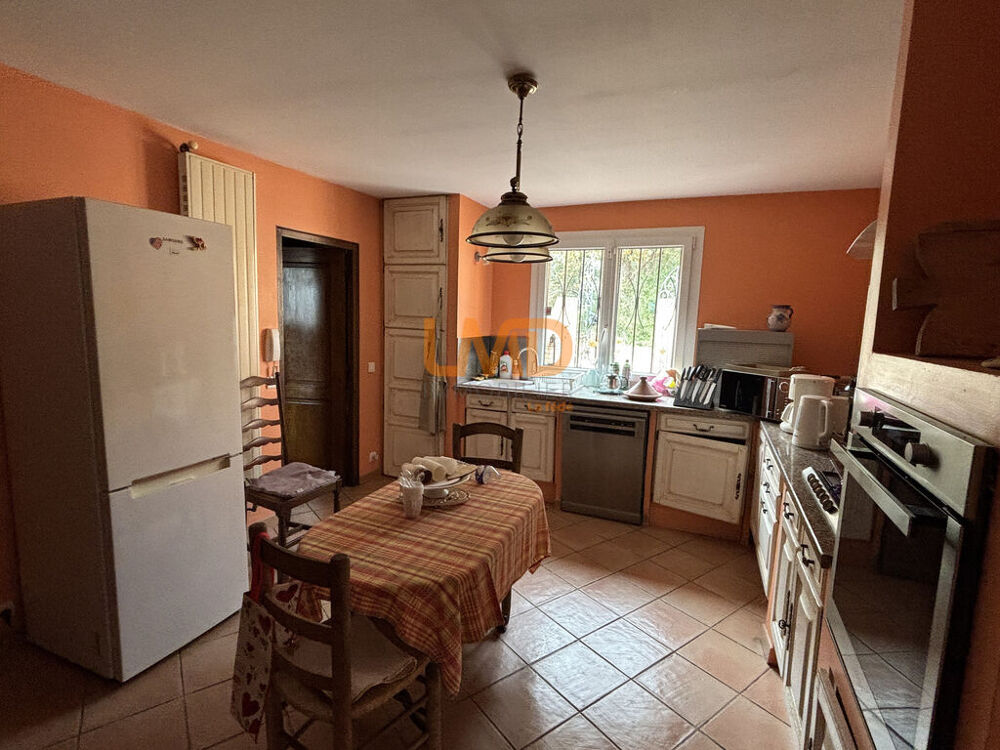 villa individuelle 240m2 avec piscine et parcelle constructible