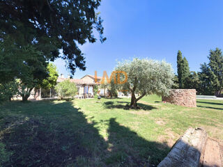  Maison à vendre 15 + pièces 470 m²