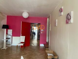  Maison à vendre 15 + pièces 247 m²