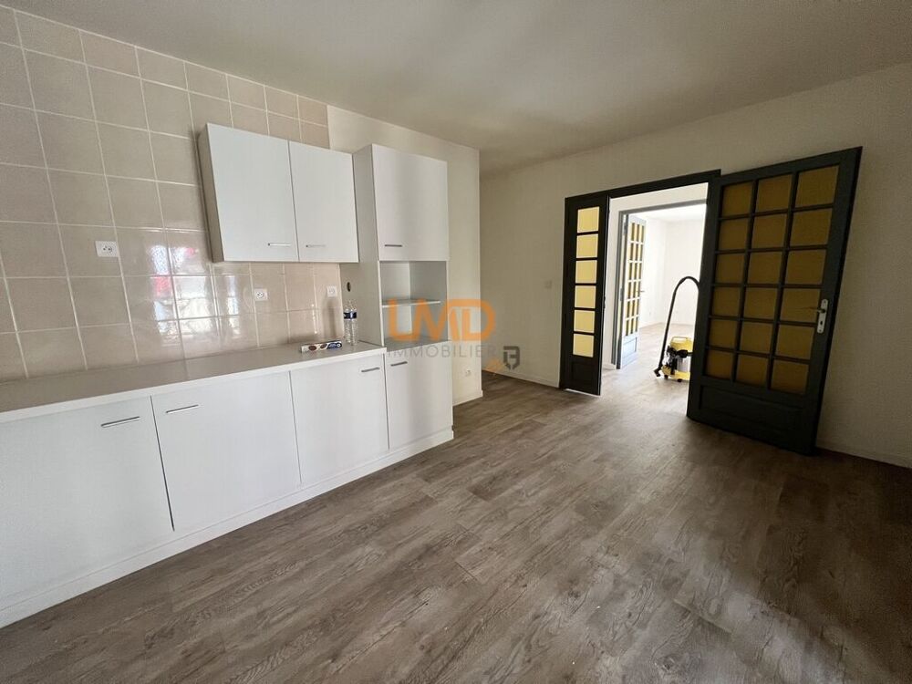 Immeuble à bon rendement locatif Cransac les Thermes Aveyron