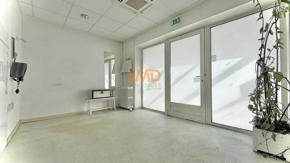 Local pro/commercial 58 m² forte visibilité