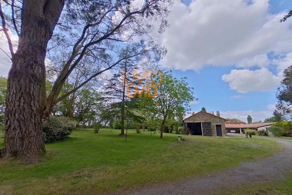 Ancienne Longère rénovée 220m² à Frossay