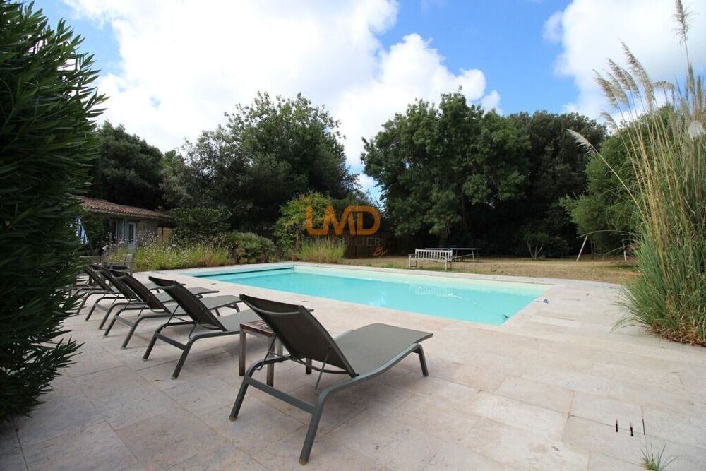 � vendre  Maison Les Portes-en-R� (17880)