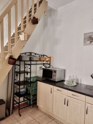  Maison à louer 2 pièces 27 m² Nimes
