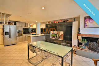  Maison à vendre 8 pièces 195 m²