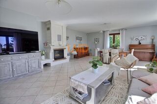  Maison à vendre 6 pièces 177 m²