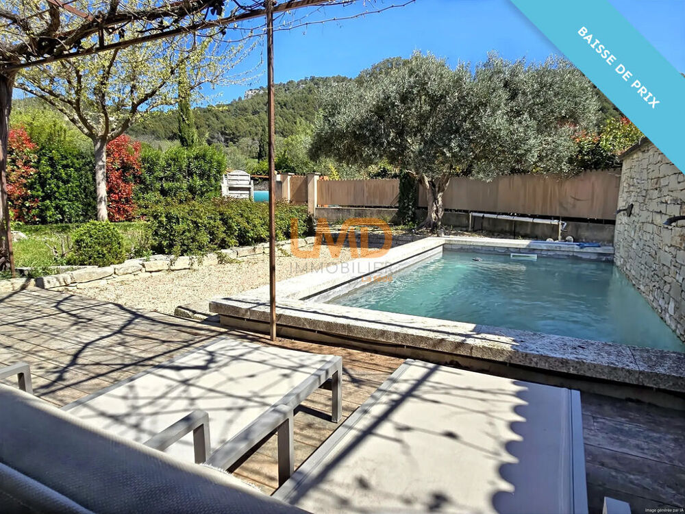 Propriété avec 2 habitations, piscine et dépendances