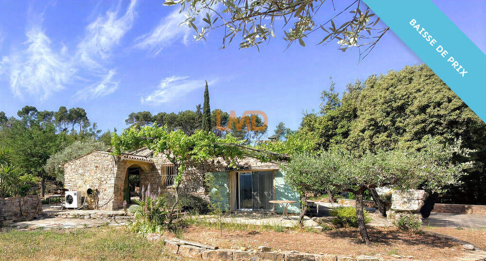 Mas en pierre sur 1,2 hectare  oliveraie, calme