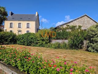  Maison à vendre 15 + pièces 708 m²