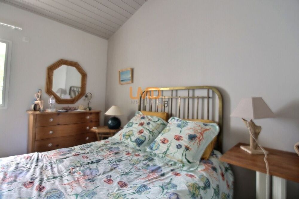 � vendre  Maison Les Portes-en-R� (17880)