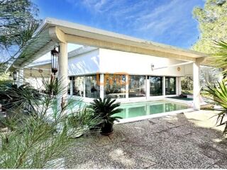  Maison � vendre 8 pi�ces 405 m�