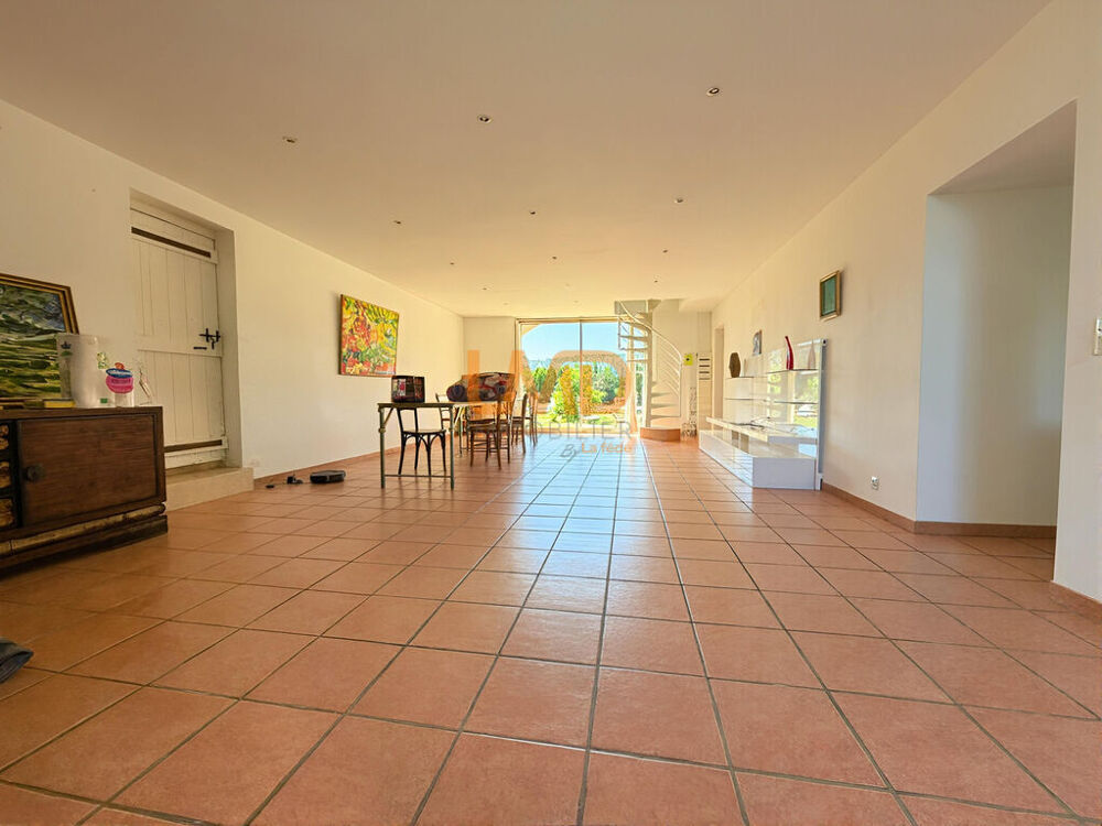 à vendre  Maison La Motte (83920)