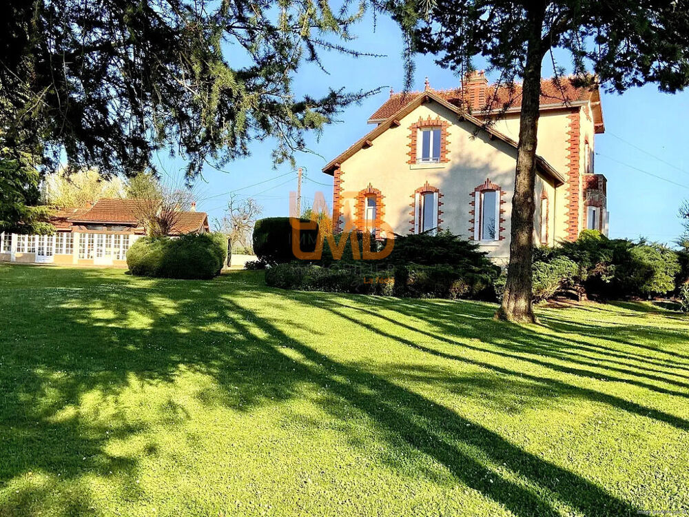 Belle propriété sans travaux avec diverses annexes