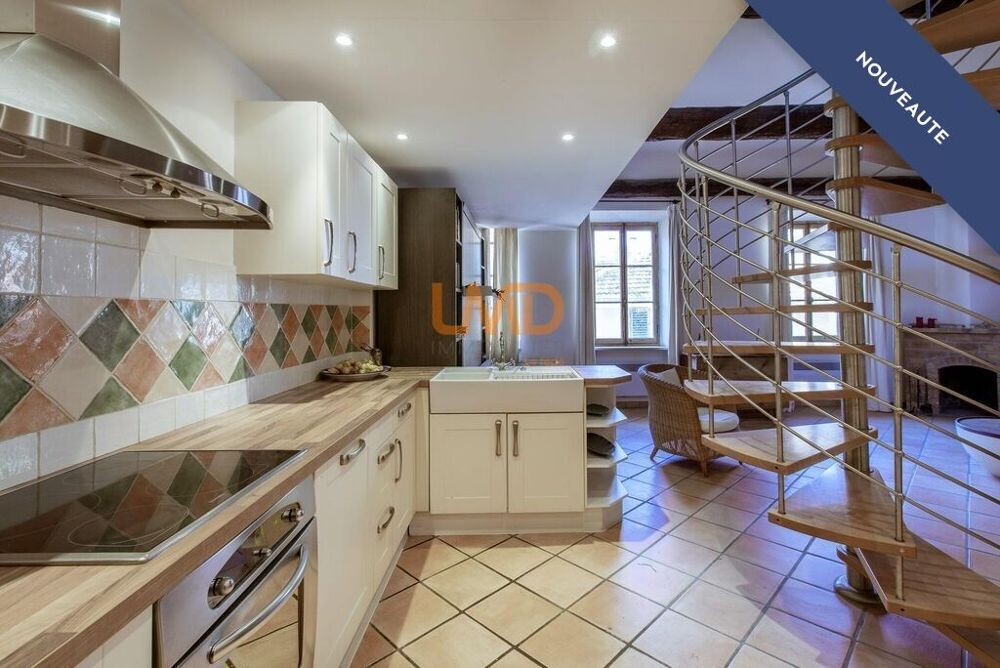 Vente Appartement Villefranche-sur-Mer(06) de : Appartement Style loft 100m2 Vue m Villefranche-sur-mer