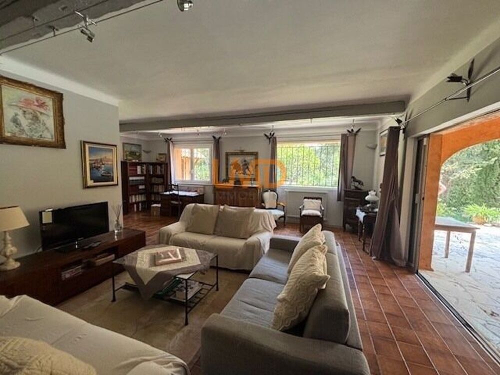 à vendre  Maison Saint-Marc-Jaumegarde (13100)