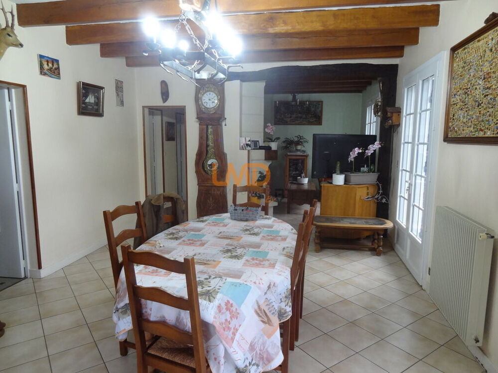 Vente Maison Maison  sur étage 136 m2 Mussidan