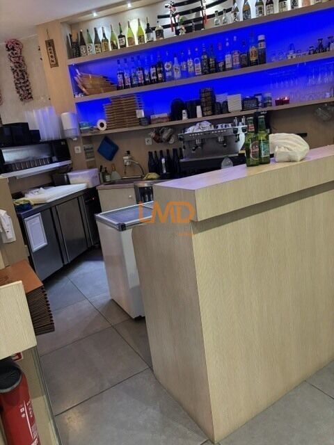 restaurant rapide +appartement 215000 75015 Paris