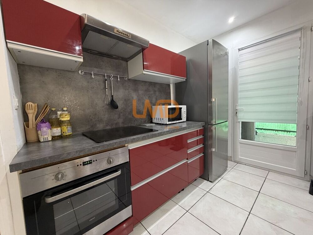 Vente Maison Maison de ville T4 80 m2 avec cour Saint-estève