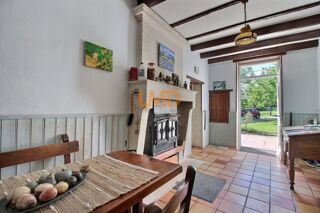  Maison à vendre 7 pièces 244 m²