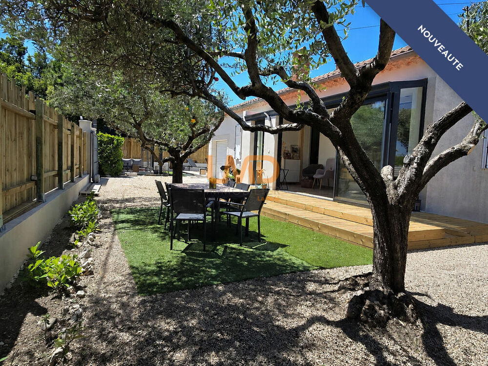 Vente Maison Plain-pied avec piscine chauffée, sans vis-à-vis et proche commo Saint-saturnin-lès-avignon