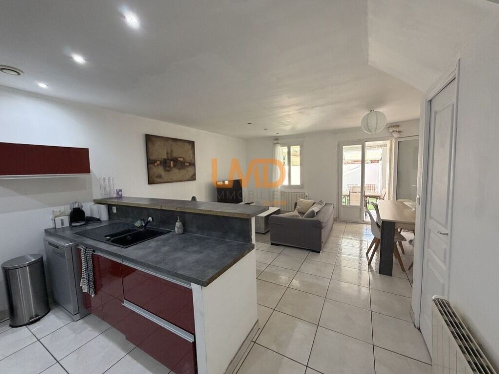 Vente Maison Maison de ville T4 80 m2 avec cour Saint-estève