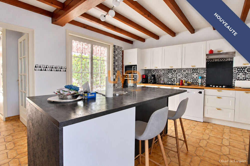 Vente Maison Maison familiale avec dépendances à Bagnizeau Bagnizeau
