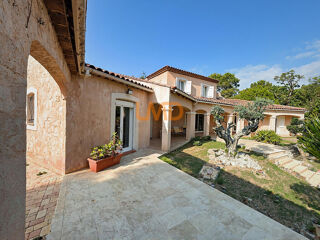  Maison à vendre 8 pièces 180 m²