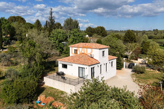 Maison 4 pièces 116 m² · à Saint-Maximin-la-Sainte-Baume · 116 m² · 469 000 €