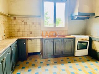  Maison à vendre 12 pièces 241 m²