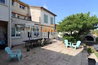  Maison à vendre 15 + pièces 750 m² Cologne
