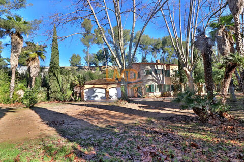 Bastide de charme - Murs commerciaux - Enorme potentiel 1999000 83110 Sanary sur mer