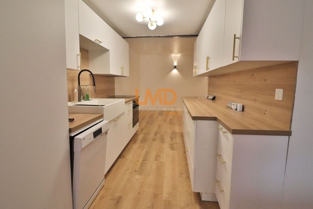 Vente Maison Saint Maximin – Maison de ville rénovée – Terrasse 27m2 – Garage Saint-maximin-la-sainte-baume