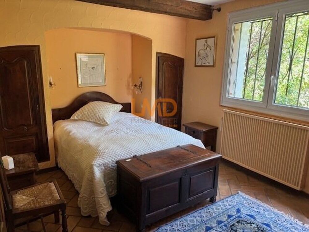 à vendre  Maison Saint-Marc-Jaumegarde (13100)