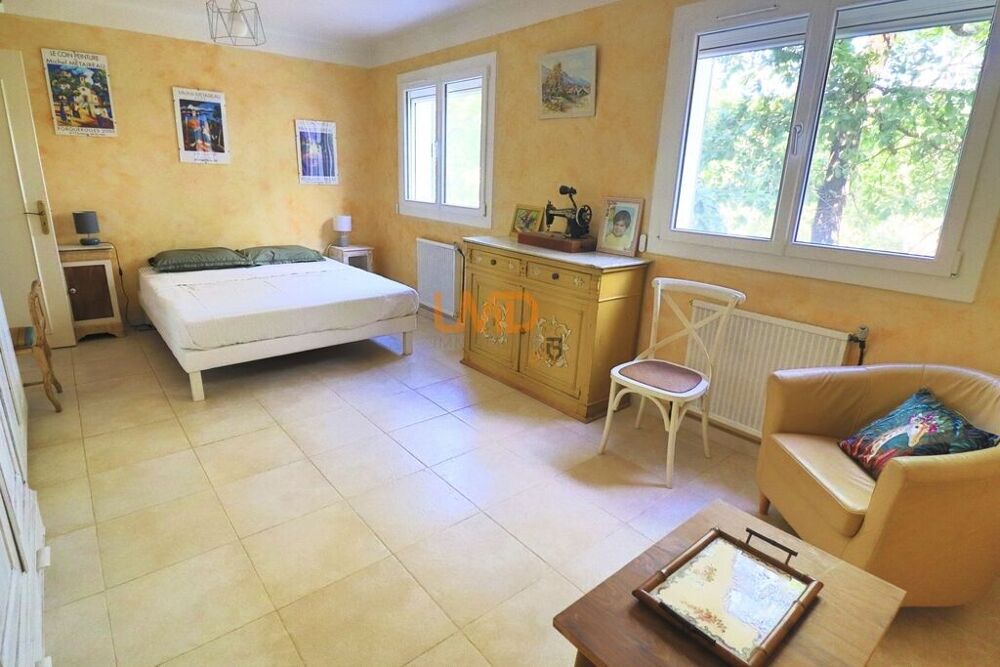 � vendre  Maison Saint-Maximin-la-Sainte-Baume (83470)