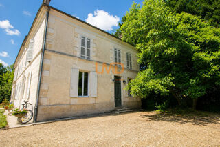  Maison à vendre 8 pièces 238 m²