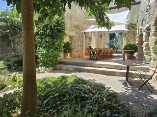  Maison à vendre 14 pièces 370 m²