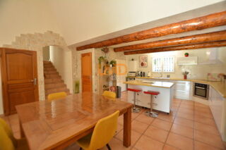  Maison à vendre 8 pièces 147 m²