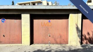  Parking / Garage à vendre 